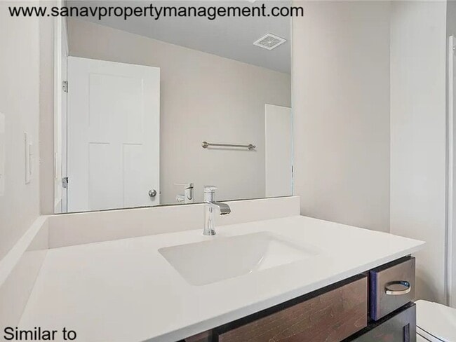 Building Photo - Modern 4-Bed Home for Rent in Desirable NE...