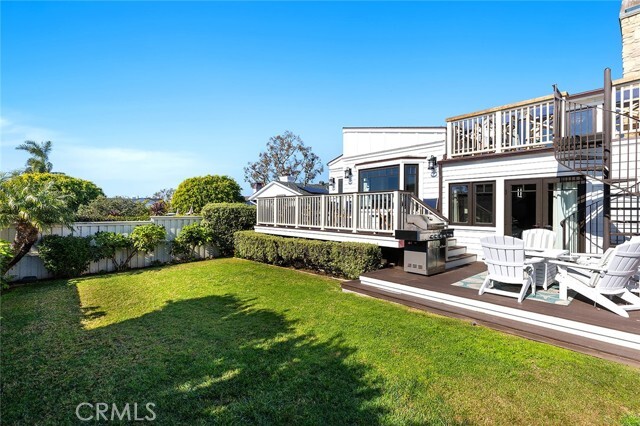 Building Photo - 26 S Portola