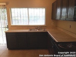 Building Photo - 7215 Glen Heights