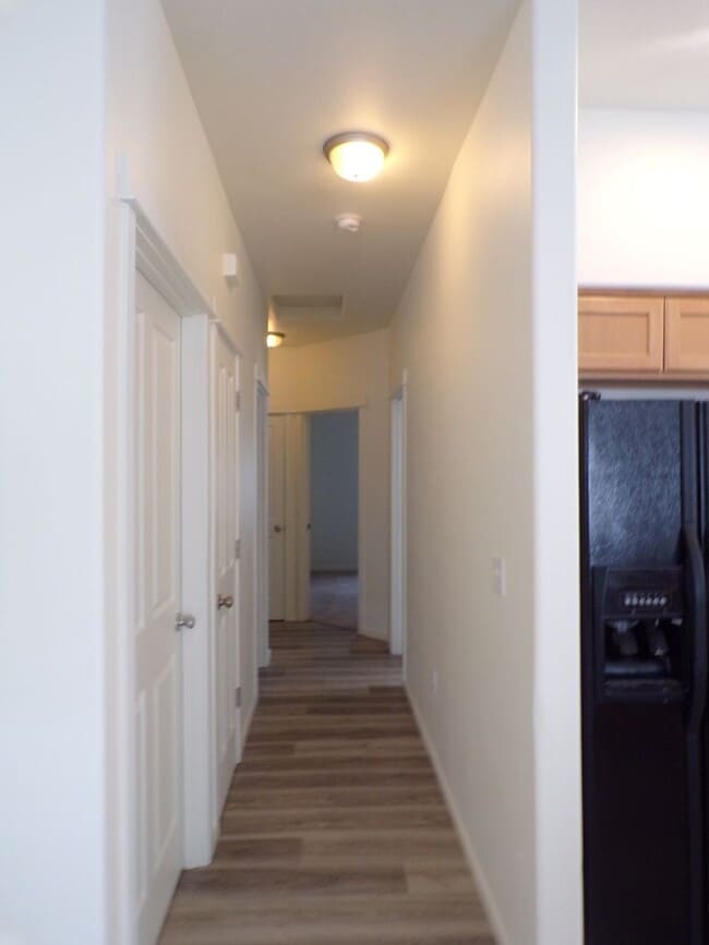 Building Photo - 2207 Jakob Ave