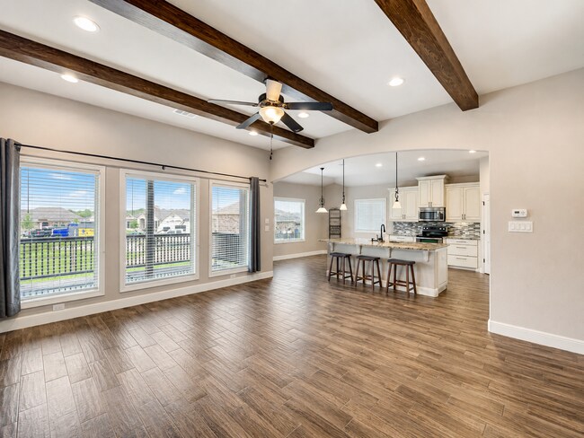 Building Photo - 1609 Calvin Loop