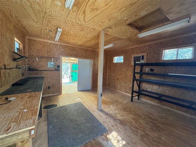 Building Photo - 1045 Hidden Hills Dr