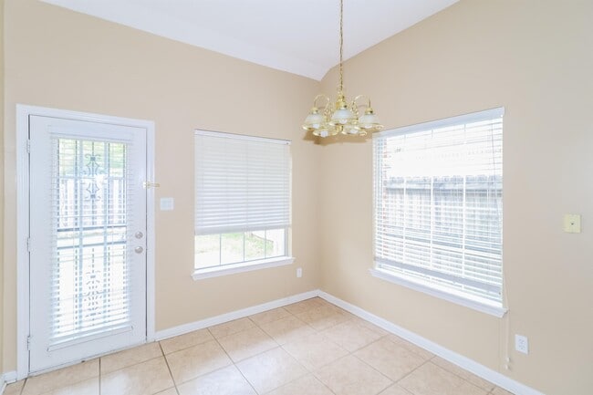 Building Photo - 1087 Cross Meadow Rd