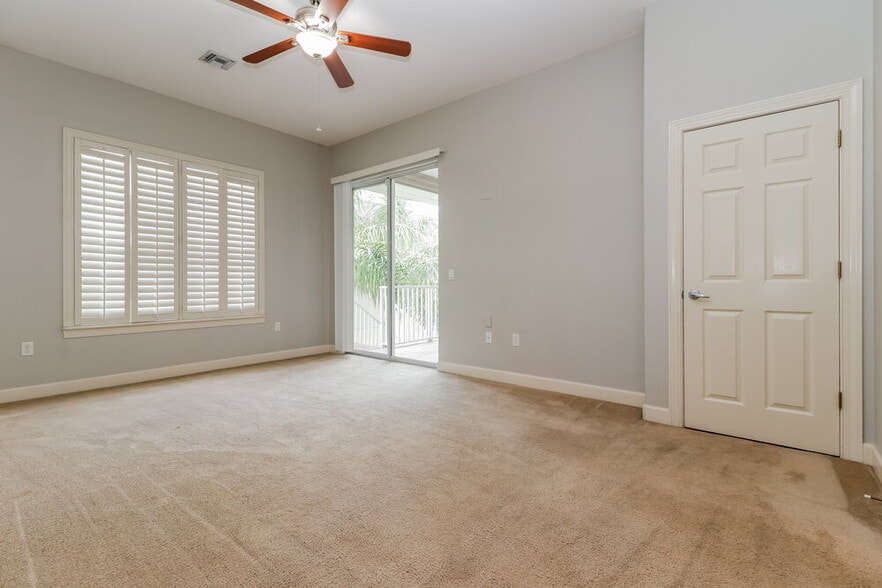 Building Photo - 5528 Jobeth Dr