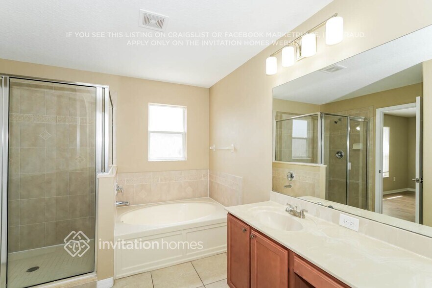 Building Photo - 3328 Thistledown Ln
