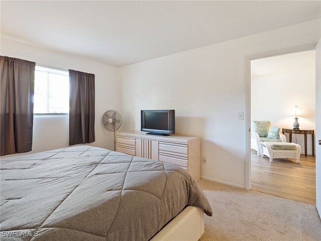 Building Photo - 6300 South Pointe Blvd