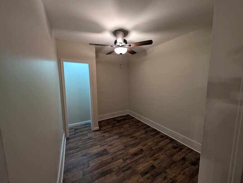 Building Photo - 37 Congress St