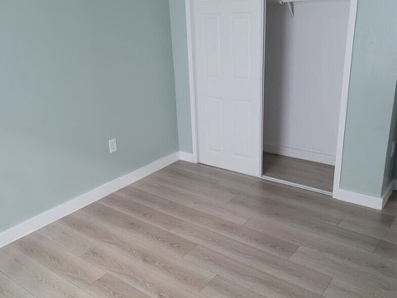 Building Photo - 190 Dwight St