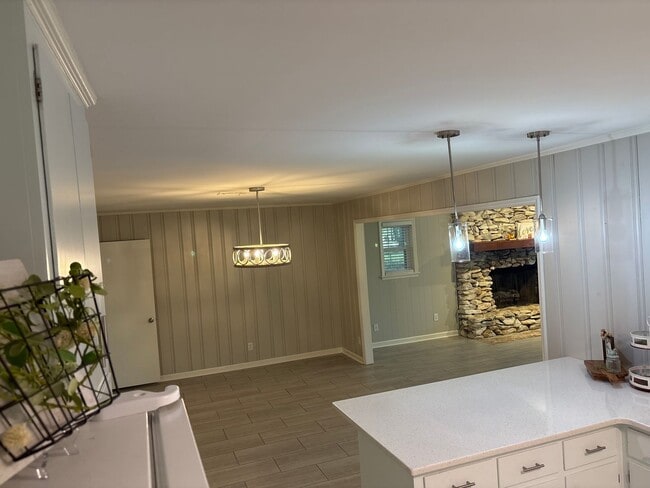 Building Photo - 3819 Marie Cook Dr