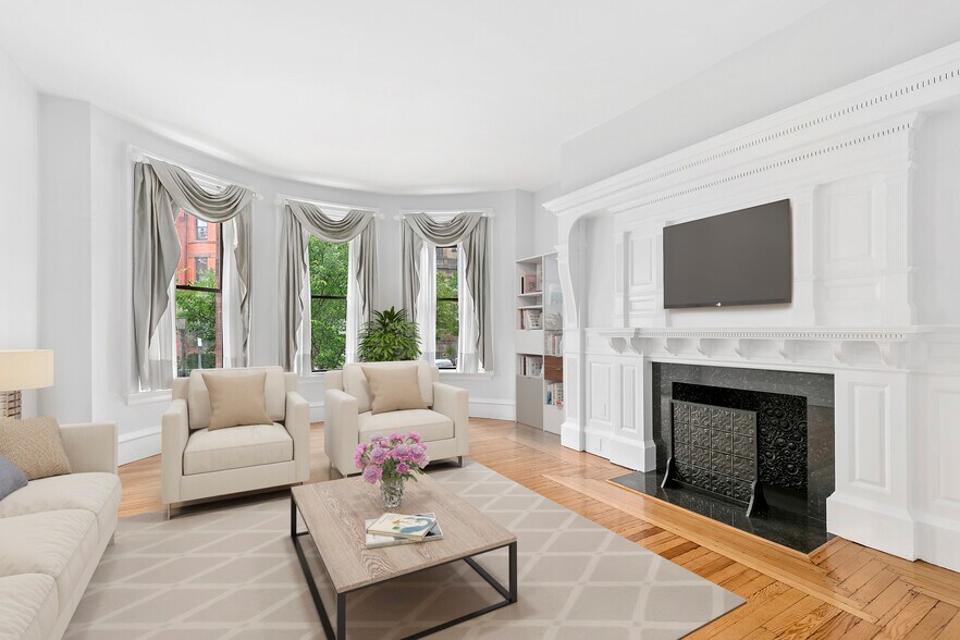 Building Photo - 403 Marlborough St