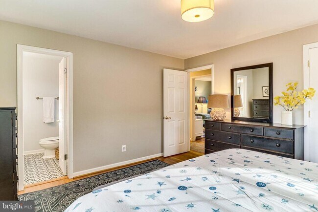 Building Photo - 6519 Engel Dr