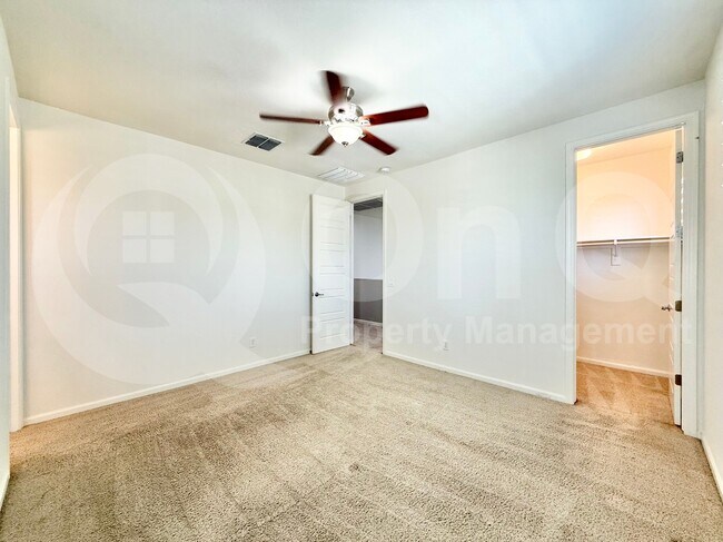 Building Photo - 251 E Wisteria Dr