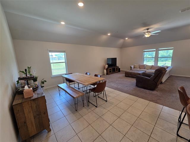 Building Photo - 1512 Springtree Dr