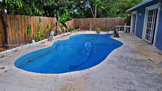 Building Photo - 7601 Kimberly Blvd