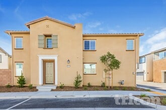 Building Photo - 31543 Hans Dr