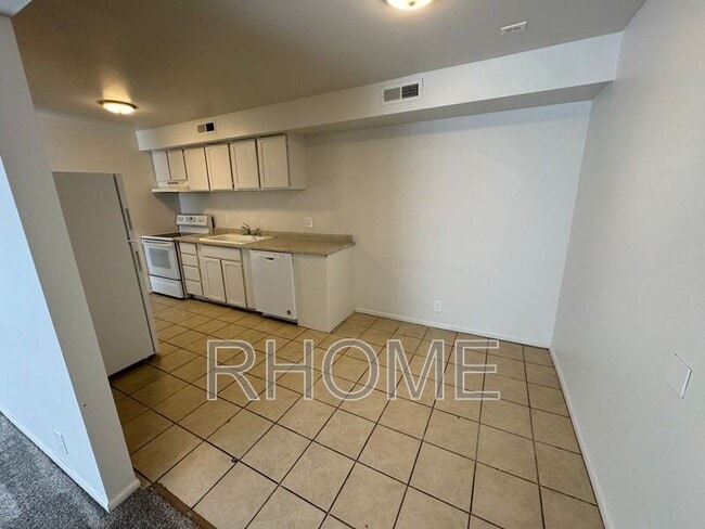 Building Photo - 3414 S 300 E