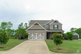 Building Photo - 5 Bedroom House in Desired Wimberly Statio...