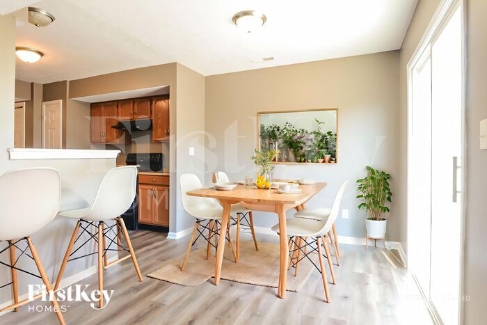 Building Photo - 3625 Dayflower Way