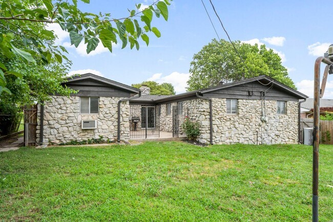 Building Photo - 8340 E 23rd St