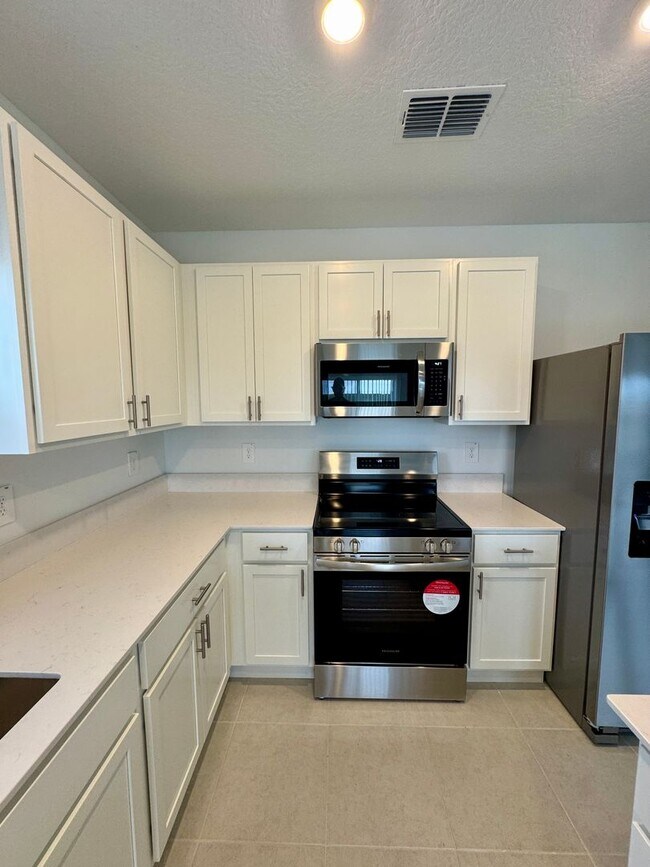 Building Photo - BRAND NEW HOME IN HIDDEN RIDEGE FOR RENT