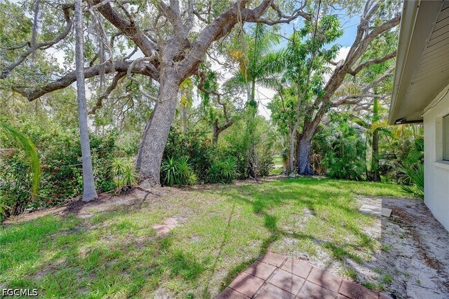 Building Photo - 27581 Imperial Shores Blvd