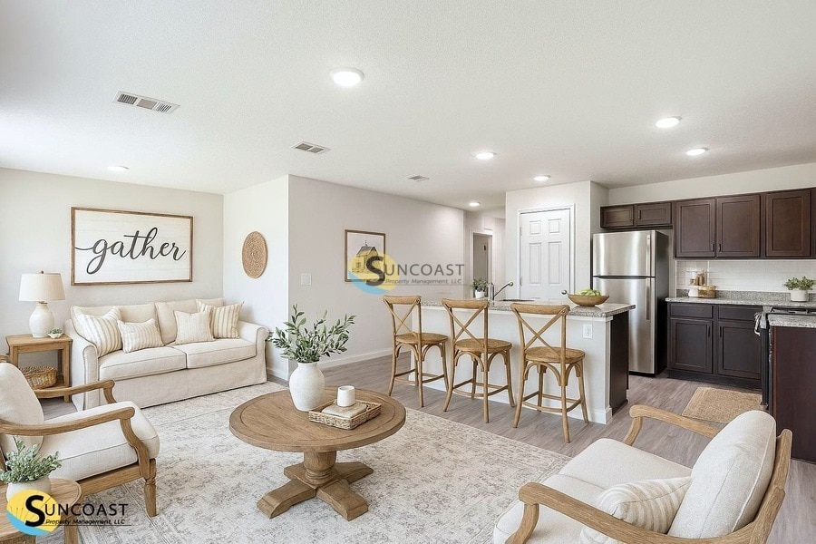 Building Photo - 43 Regency Dr