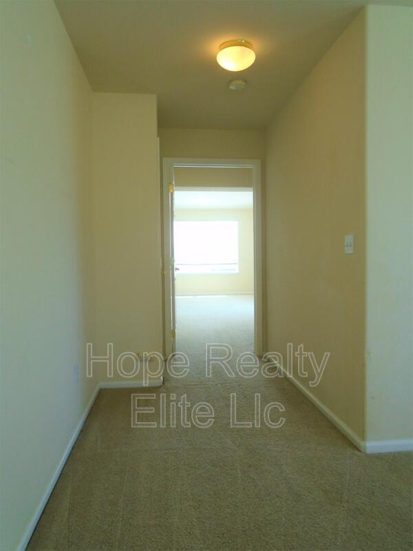 Building Photo - 1619 Monterey Rd