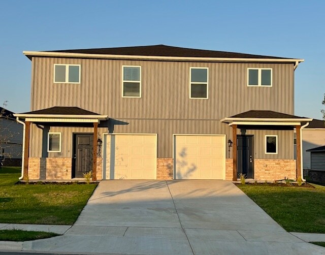 Primary Photo - 3411 Adoration St