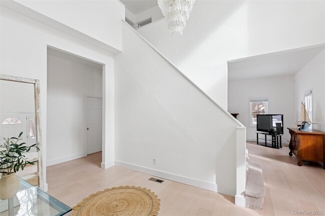 Building Photo - 34 Starboard Rd