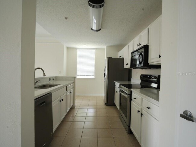 Building Photo - 12208 Wild Iris Way