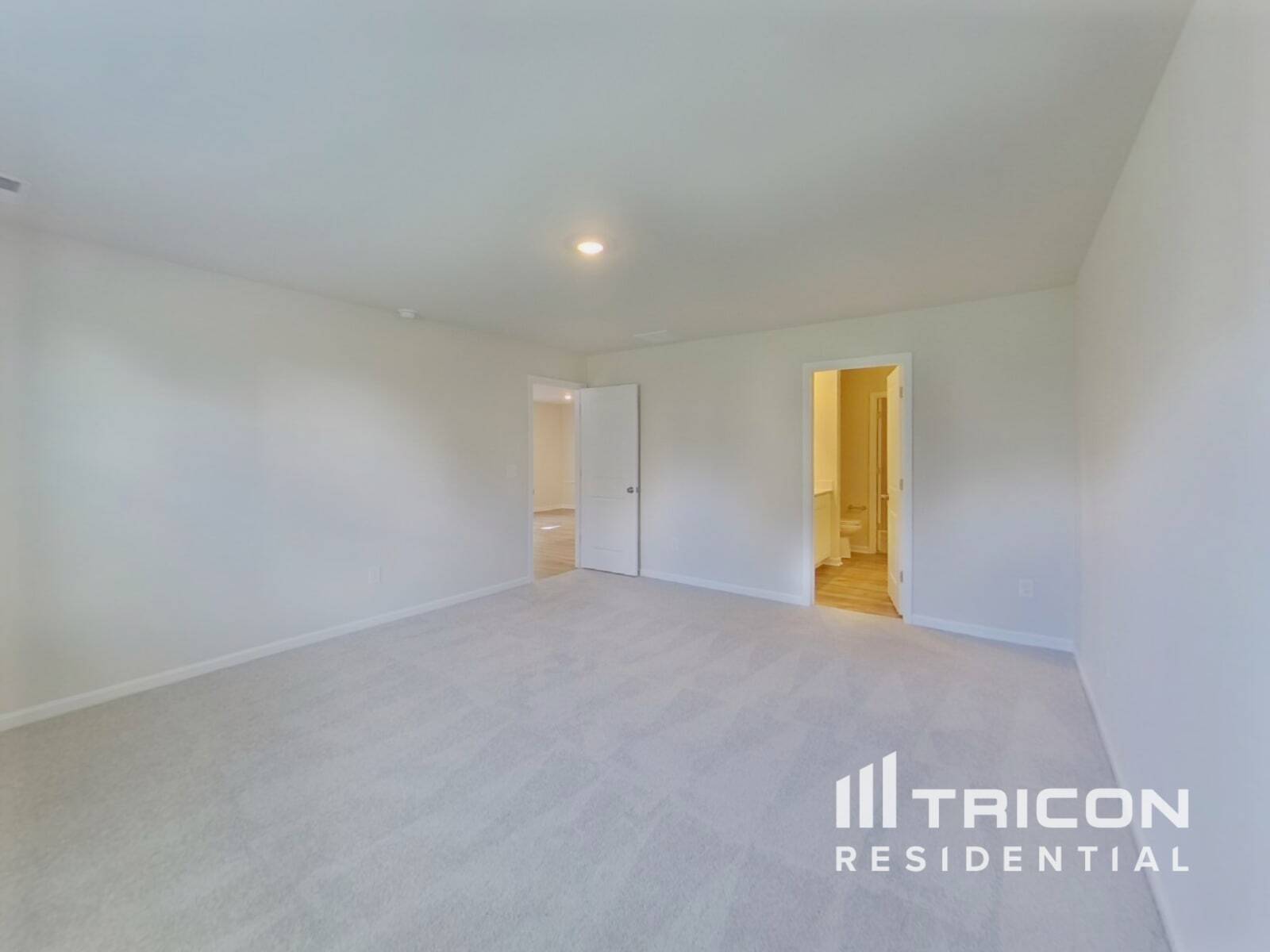 Building Photo - 4018 Rustling Grass Trl