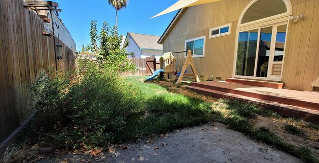 Building Photo - Beautifully Maintained Fairfield Home