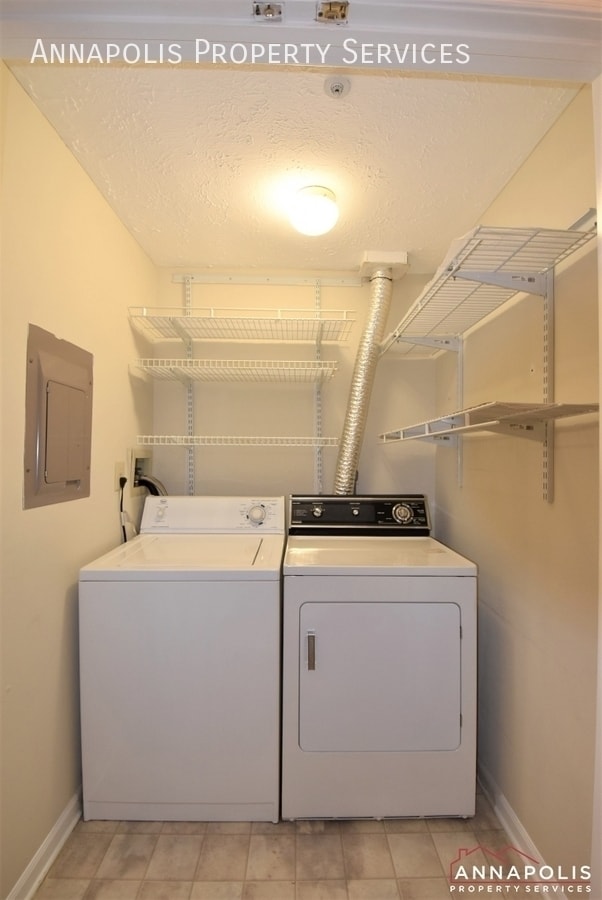 Building Photo - 626 Jupiter Hills Ct