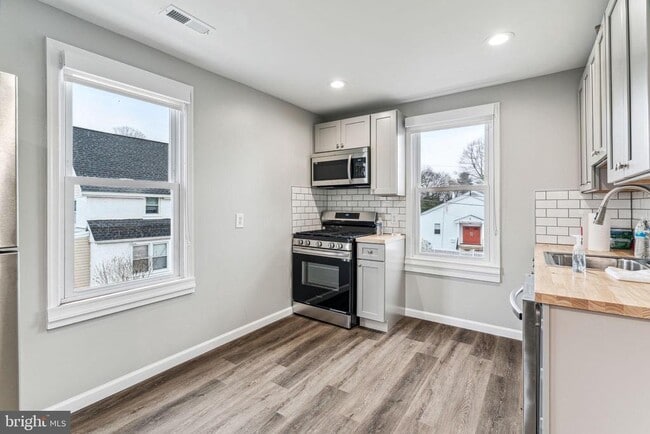 Building Photo - 625 Byberry Rd