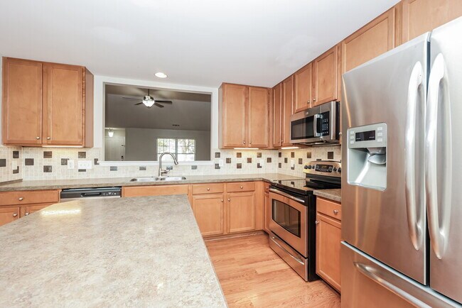 Building Photo - 3141 Aidan Ln