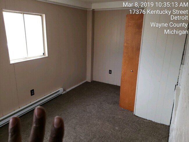 Building Photo - 17376 Kentucky St