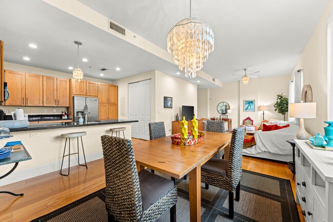 Building Photo - 3120 N Latitude Cir