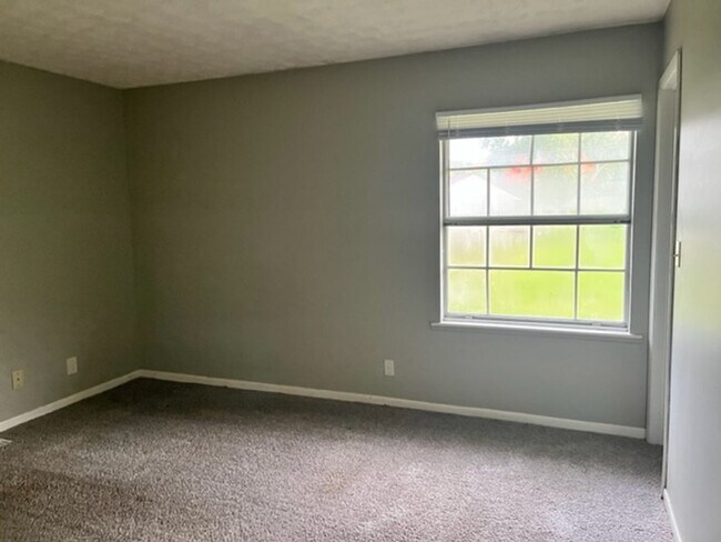Building Photo - 4405 W Wagonwheel Trail