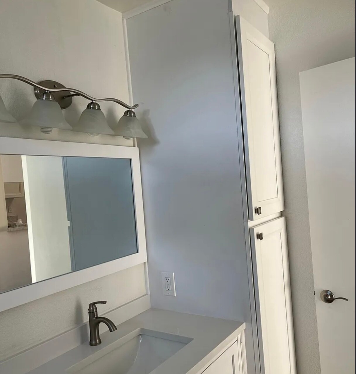 Bathroom - 4368 Marlborough Ave