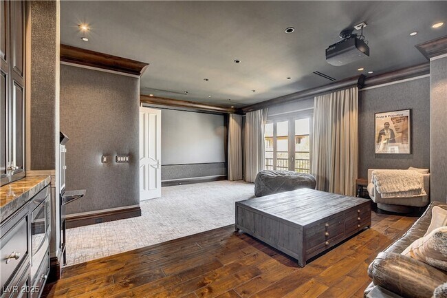 Building Photo - 11 Sable Ridge Ct