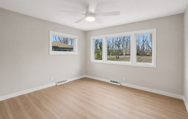 Building Photo - 2512 Timber Dr