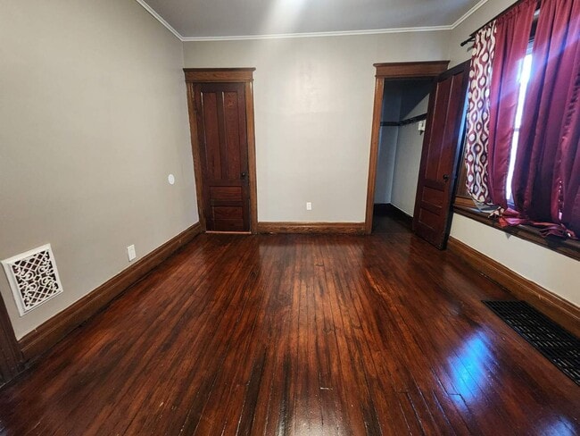 Building Photo - Four Bedroom, Two Bathroom Single Family Home!