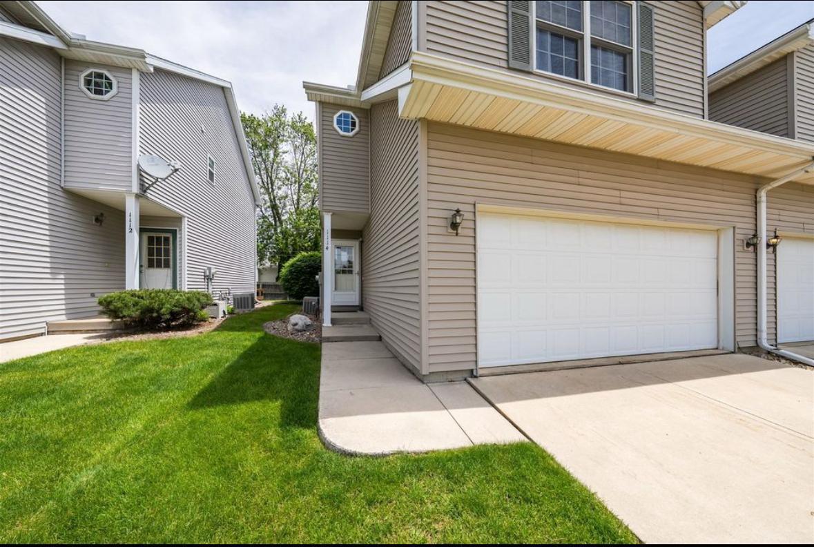 Building Photo - 1114 Doral Dr
