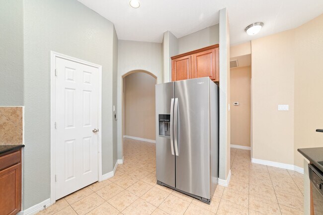 Building Photo - 20526 Pink Granite Valley