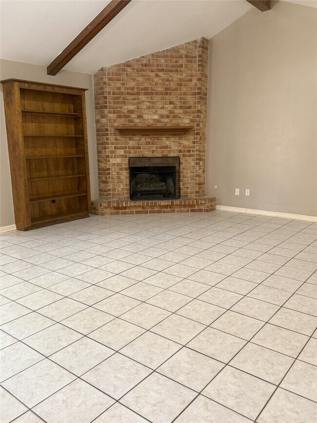 Building Photo - 21430 Park Green Dr