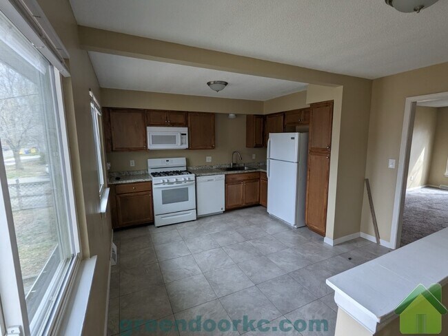 Building Photo - 7812 Eby Ln