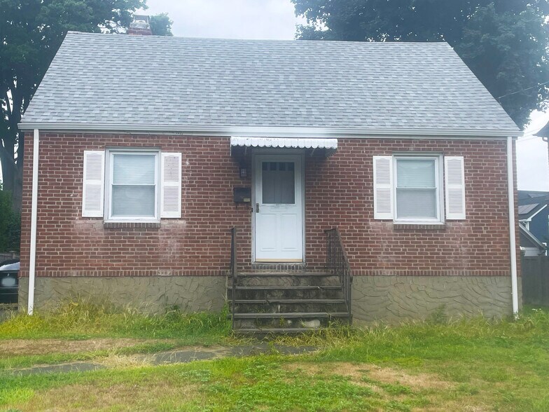 Building Photo - 112 Howard St