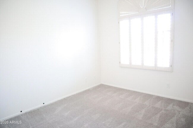 Building Photo - 3820 S Barberry Pl
