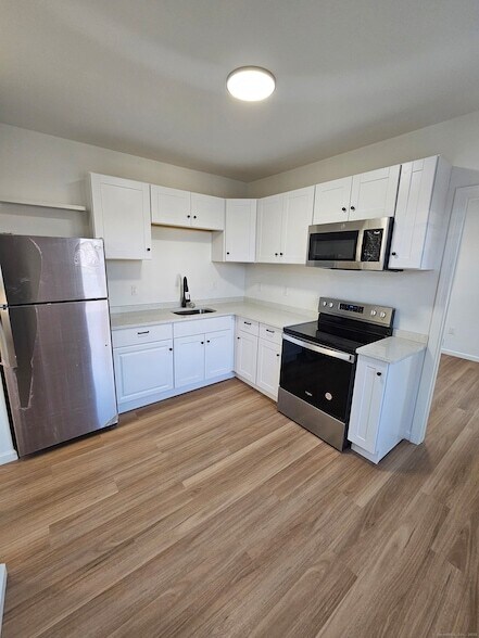 Building Photo - 1153 Main St