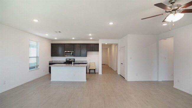 Building Photo - 25810 Northpark Pine Dr
